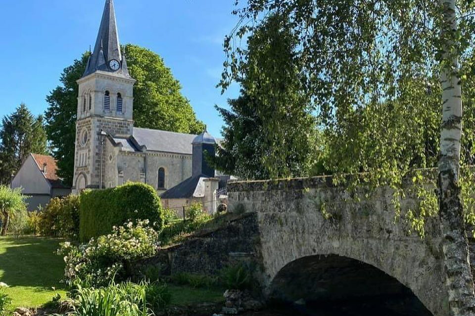 Fontaine-sur-Aÿ : Village de Champagne