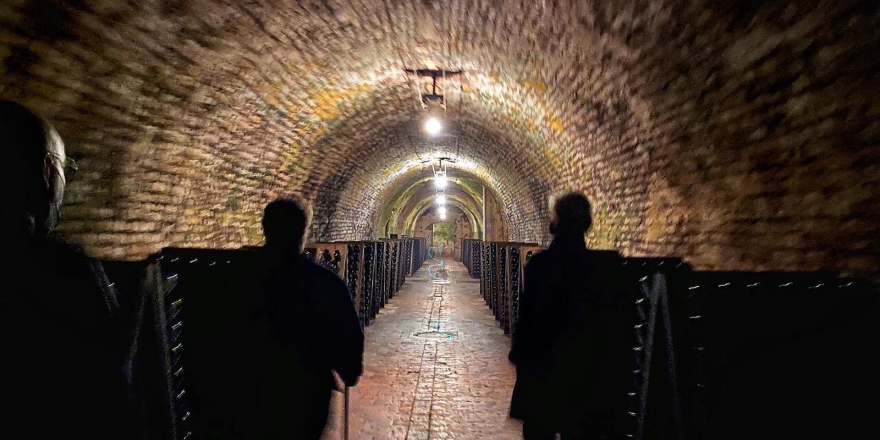 Tours-sur-Marne : comprendre le patrimoine souterrain champenois au travers des Caves du Champagne Laurent Perrier