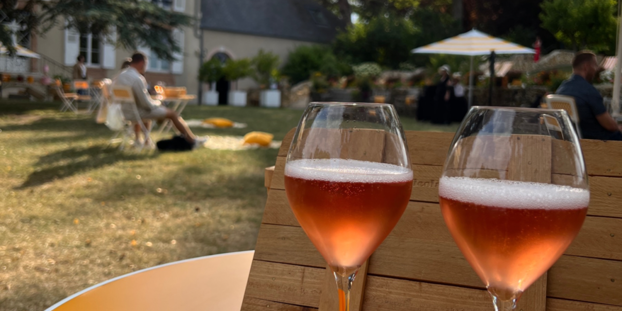 Verzy : « Picnic Rosé Together » dans le vignoble au Manoir Veuve Clicquot