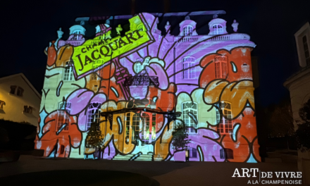 Champagne Jacquart : Mosaique en Lumière, les illuminations de fêtes de l’Hôtel de Brimont à Reims